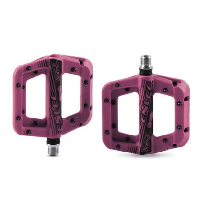 Anti-Vibration Mountain Bike Pedal Anti-Skid Lightweight Nylon Fiber Bicycle Pedal Board High-Strength Anti-Skid Bicycle Pedal New Nylon Fabric Anti Slip Durable Mountain Bike Flat Pedals