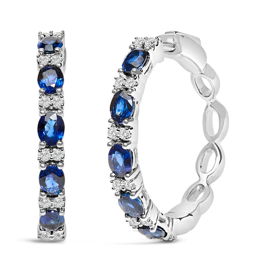 Créoles alternées en or blanc 14K avec saphirs bleus ovales de 4 x 3 mm et diamants de 0,25 carat (couleur I-J, pureté SI2-I1)