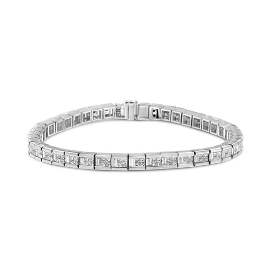 Bracelet tennis en or blanc 14 carats avec diamants invisibles princesse et baguettes alternées de 4 3/8 carats (couleur G-H, pureté VS1-VS2) - Taille 7"