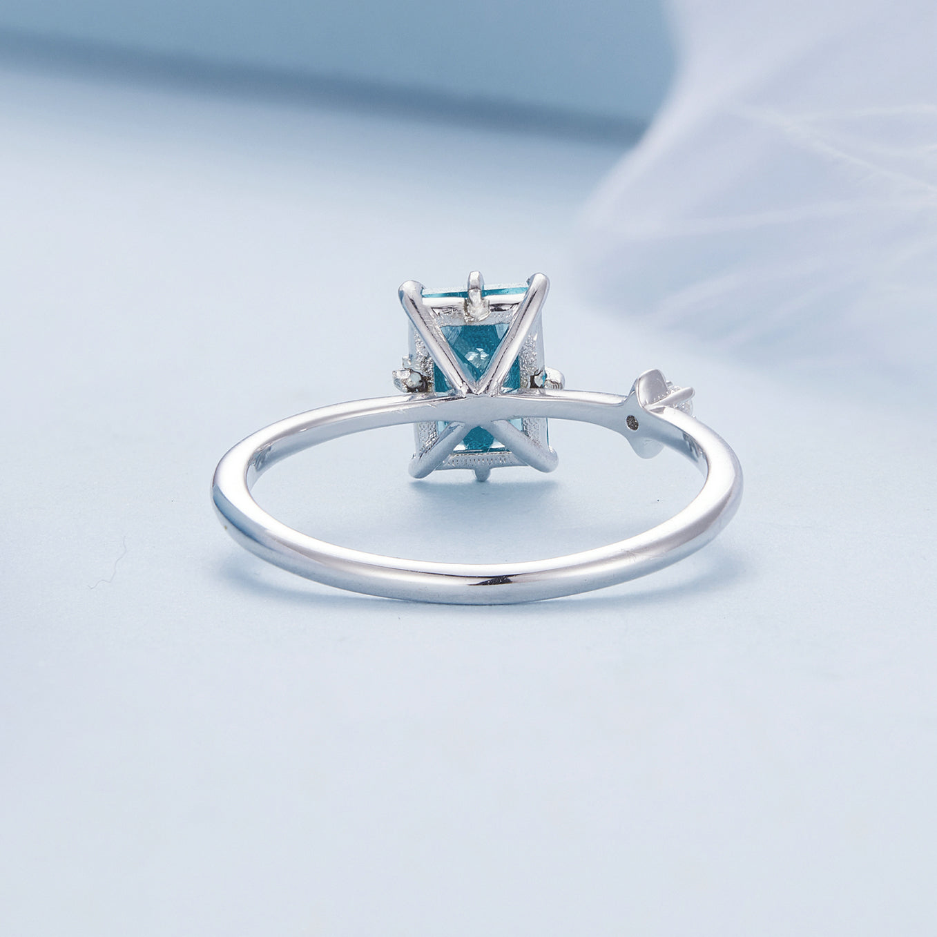 925 Sterling Silver 1.40mm Width CZ & Glass Ring Size 6 for Women